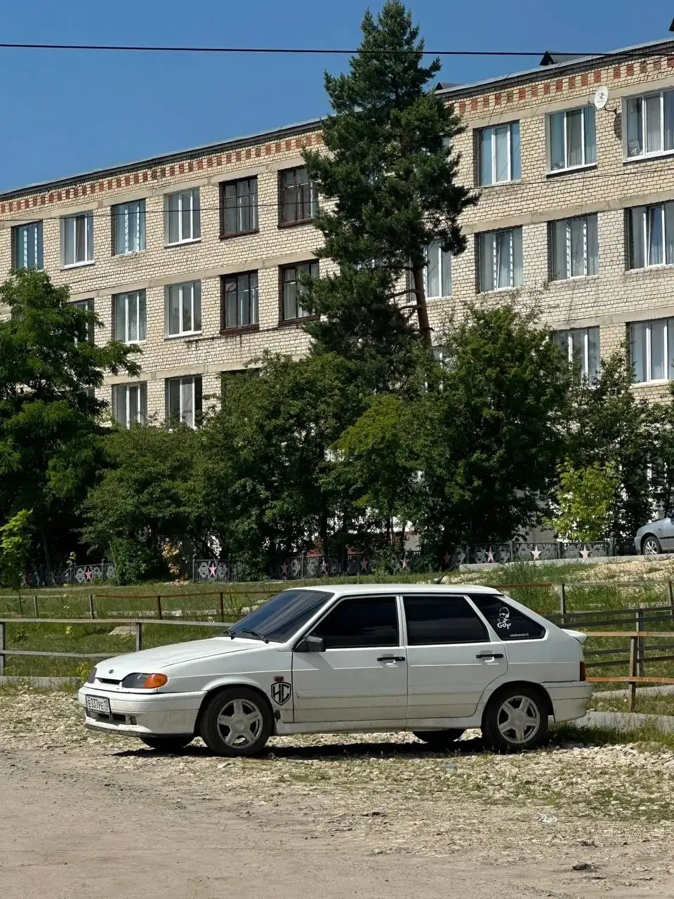Автомобиль 11 лет, двигатель и коробка без нареканий - Авто в Неизвестно