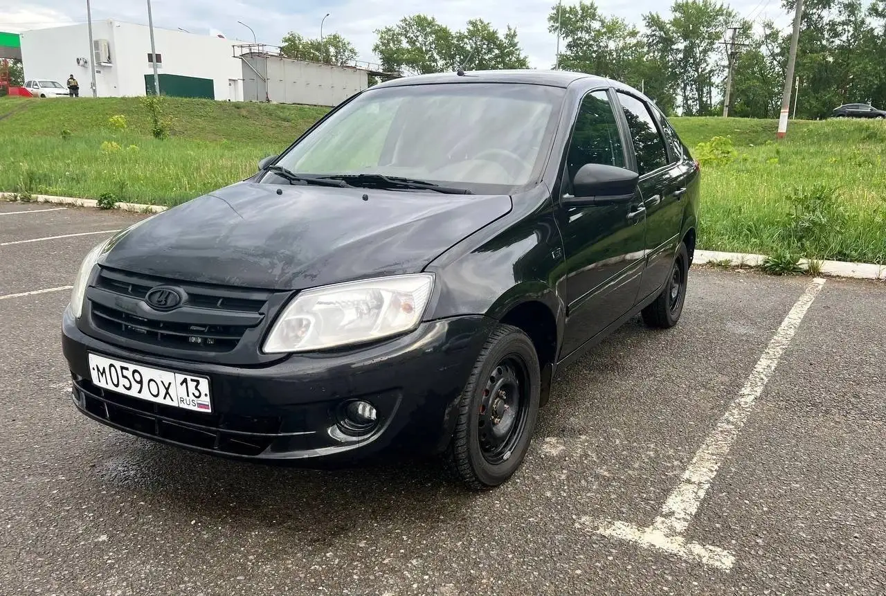 Продажа LADA Granta лифтбек - Авто в Неизвестно