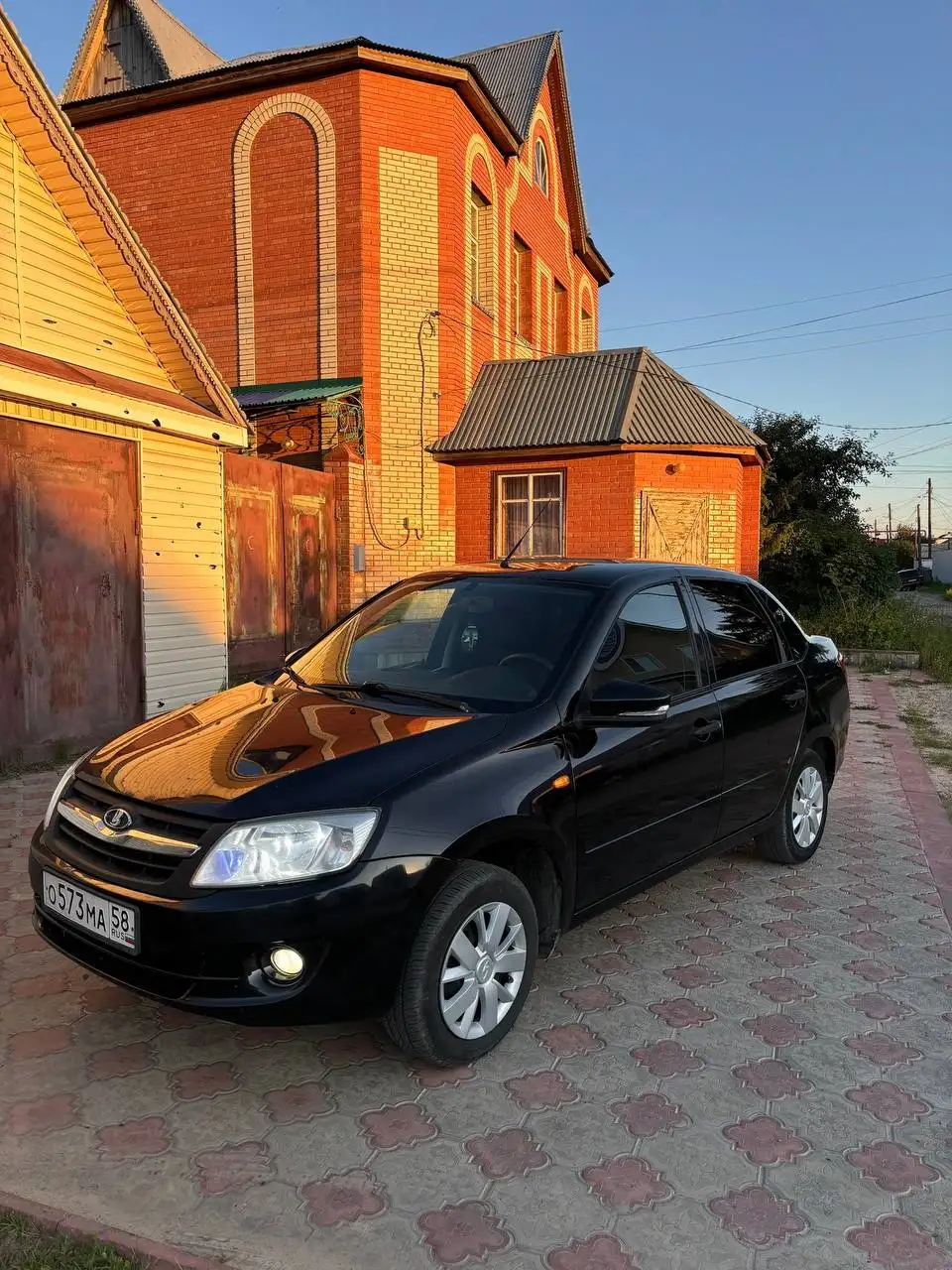 Лада Гранта 2013 - Легковые автомобили (Авто) в Кузнецк