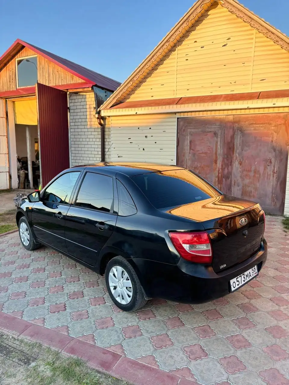 Лада Гранта 2013 - Легковые автомобили (Авто) в Кузнецк