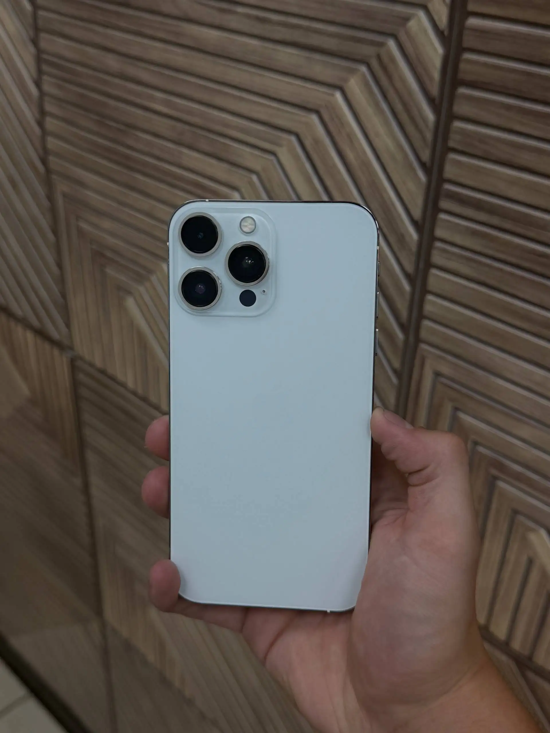 Айфон Xr в корпусе айфона 14 pro - Смартфоны и аксессуары (Электроника) в Саранск