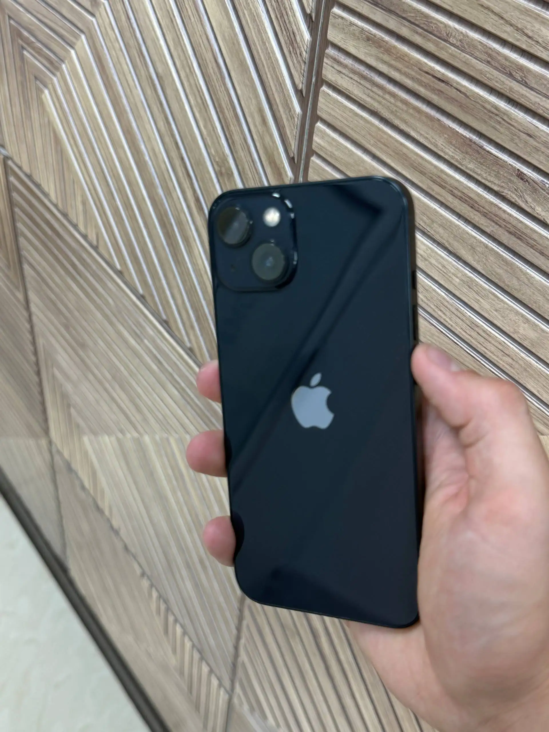 Iphone 13 128GB в идеальном состоянии - Смартфоны (Электроника) в Неизвестно