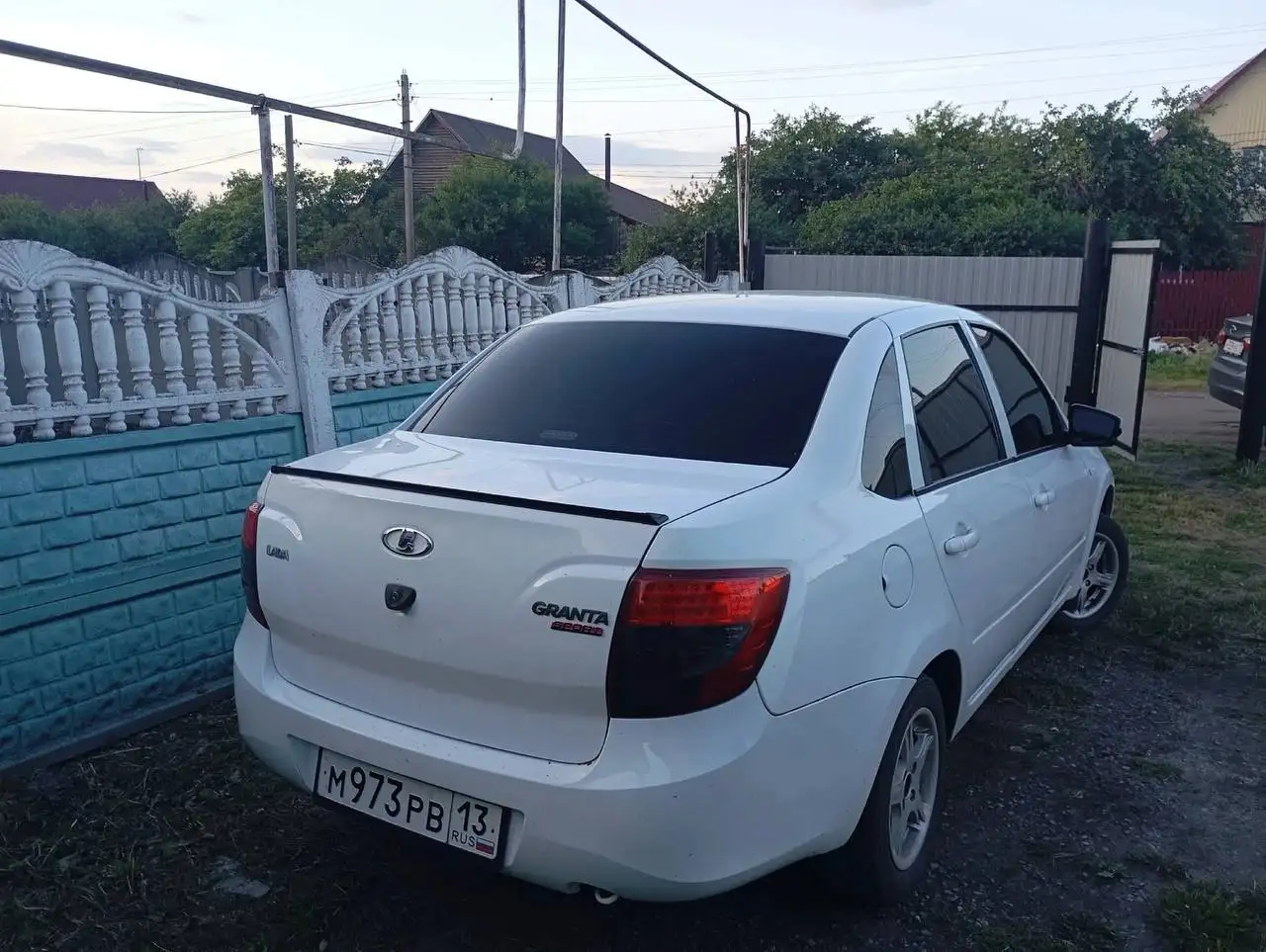 Автомобиль 2017 года - Авто в Неизвестно