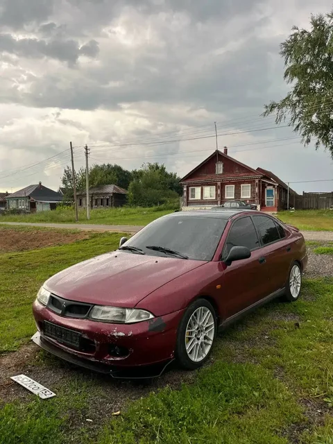 Продам Mitsubishi Carisma 1996 года - Мопеды и скутеры в Неизвестно