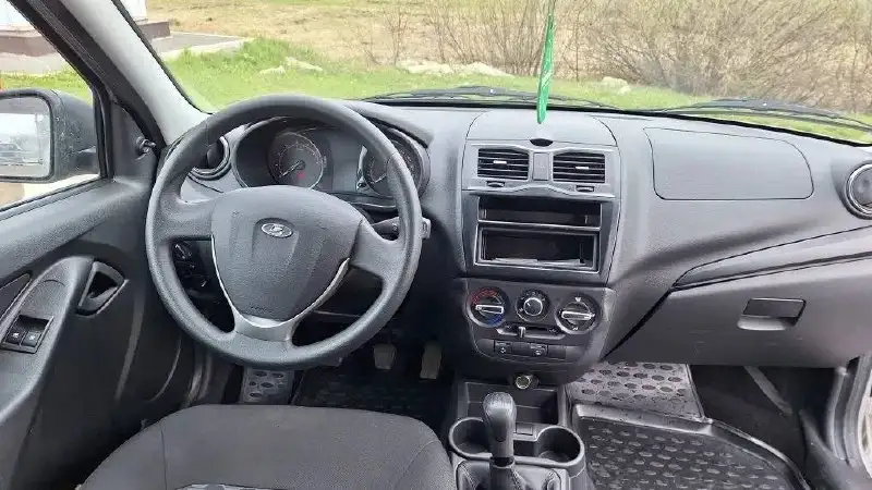 Лада Гранта лифтбэк 2021 - Легковые авто (Авто) в Неизвестно