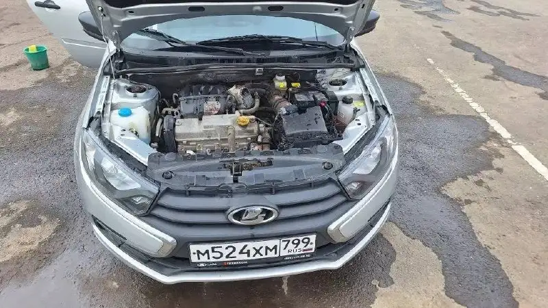 Лада Гранта лифтбэк 2021 - Легковые авто (Авто) в Неизвестно