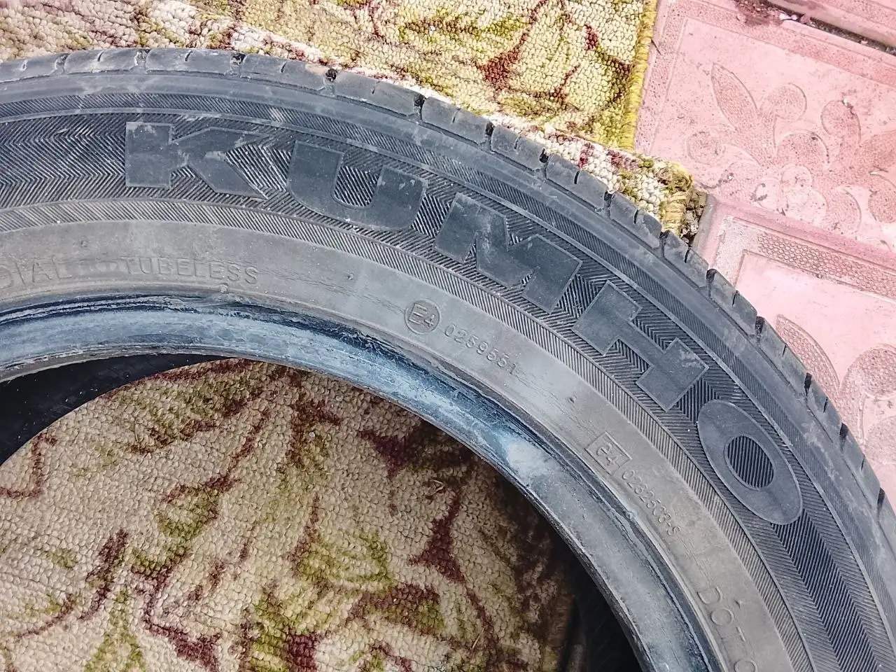 Продажа колес Веста и летнего баллона 14R - Колеса и диски (Запчасти) в Нижний Новгород