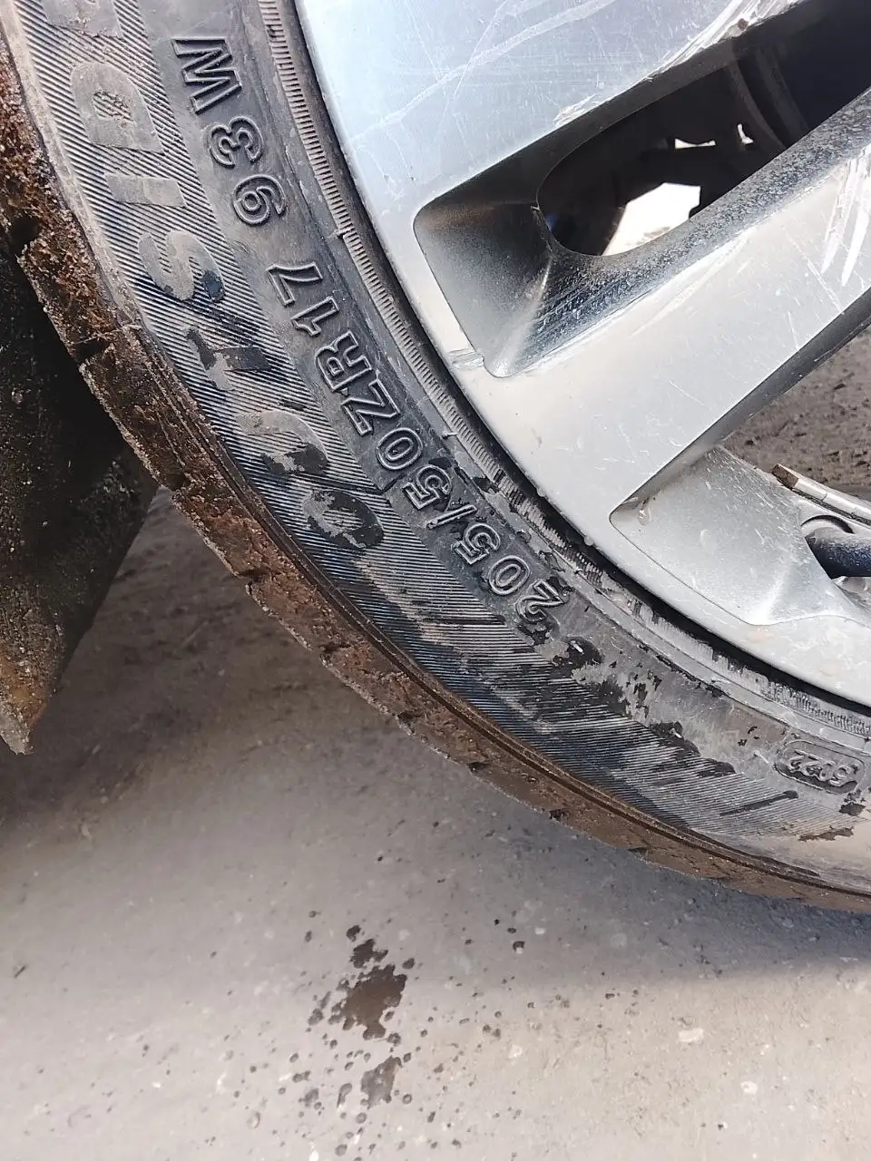 Продажа колес Веста и летнего баллона 14R - Колеса и диски (Запчасти) в Нижний Новгород