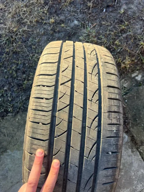 Шины 225.45.18 в идеальном состоянии - Классические автомобили в Нижний Новгород