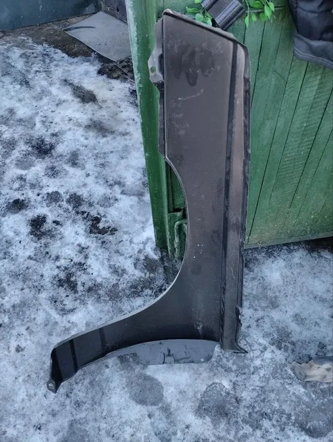 Крылья на ВАЗ 2112 новые металл - Осветительные приборы в Нижний Новгород