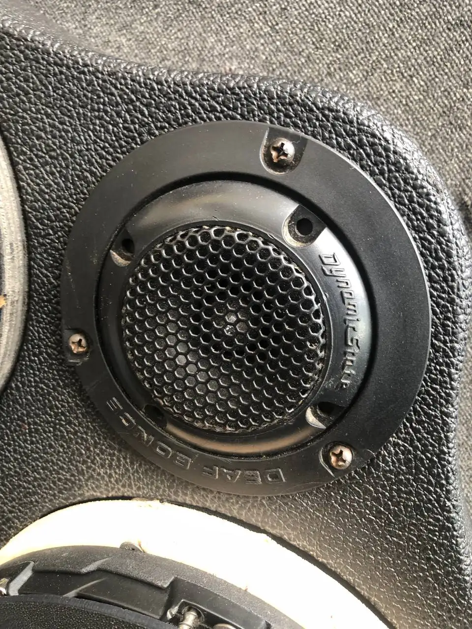 Продажа автозапчастей ВАЗ и аудиотехники - Автозвук и аксессуары (Запчасти) в Дзержинск