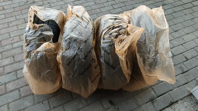 Шины Pirelli P7 205/50/17 с пробегом 16 тысяч км - Автозвук и аксессуары в Нижний Новгород