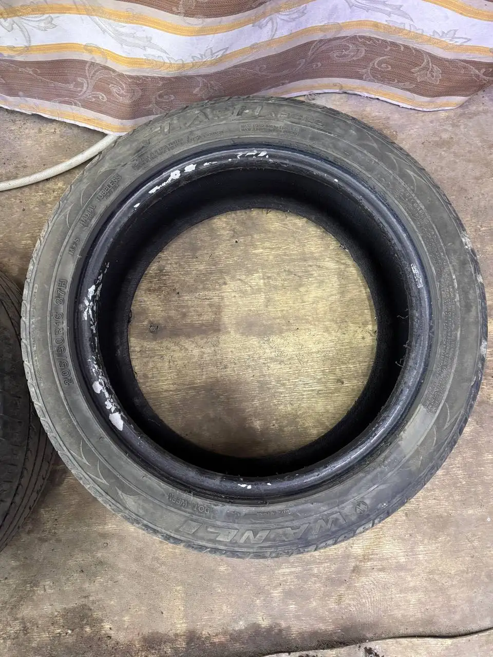 Продажа зимних шин 16r 205/50 - Шины и диски (Авто) в Нижний Новгород