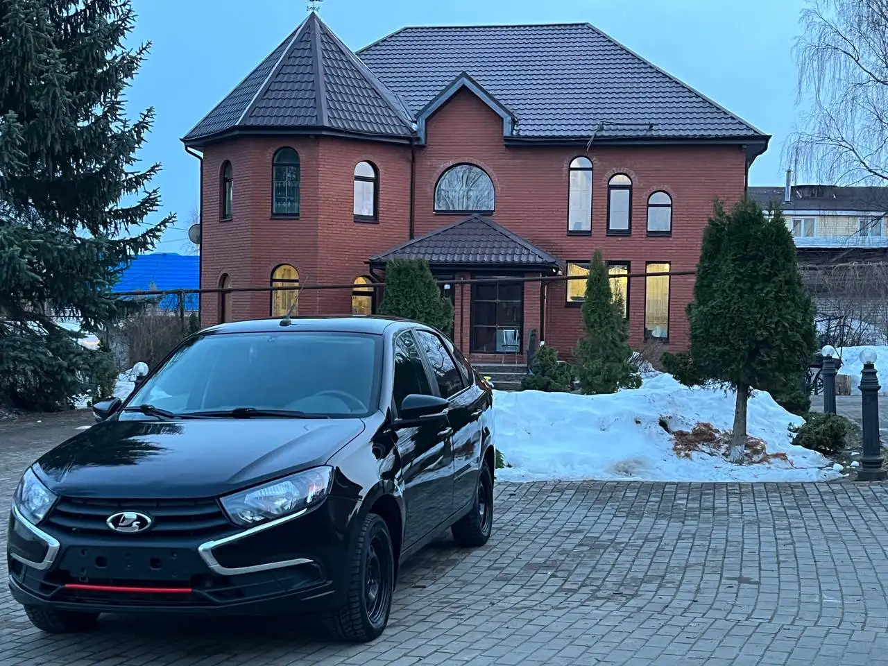 Продажа автомобиля Lada Granta 2023 года - Авто в Нижний Новгород