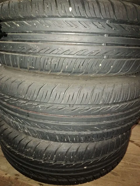 Комплект шин Кама Бриз 185/65 R14 4x114.3 - Запчасти в Лысково