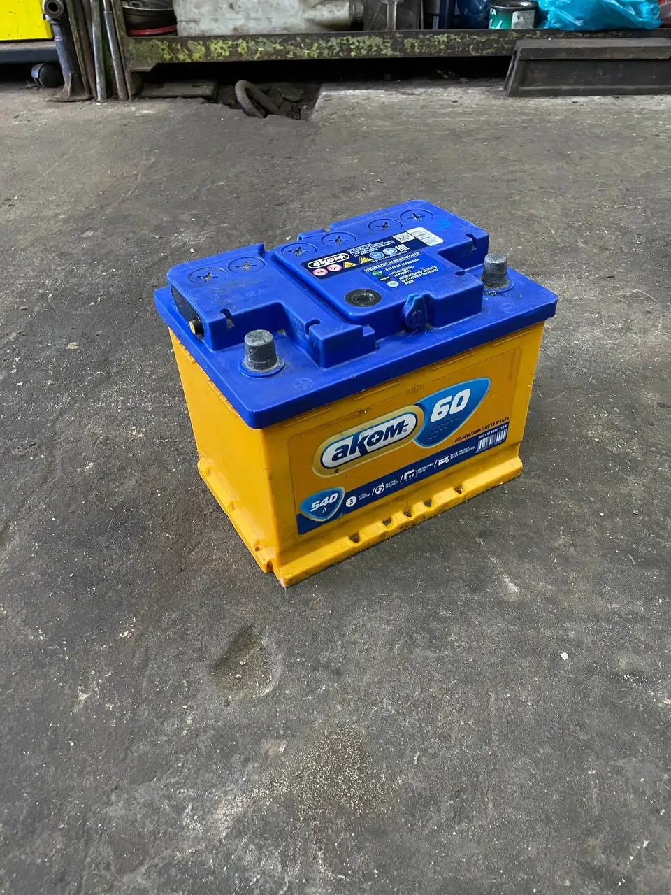 Продажа аккумуляторов - Аккумуляторы (Запчасти) в Нижний Новгород