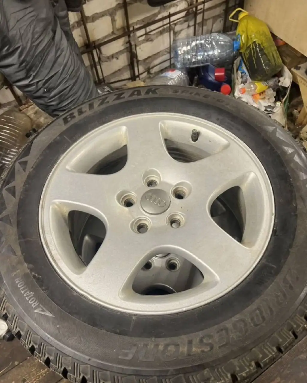 Продам колеса 16 радиус с Audi A4 - Колесные диски (Запчасти) в Нижний Новгород