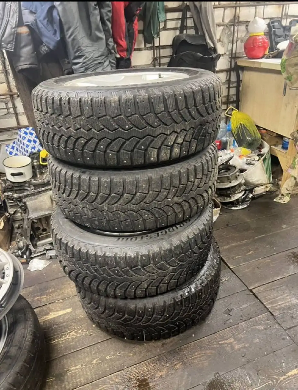 Продам колеса 16 радиус с Audi A4 - Колесные диски (Запчасти) в Нижний Новгород