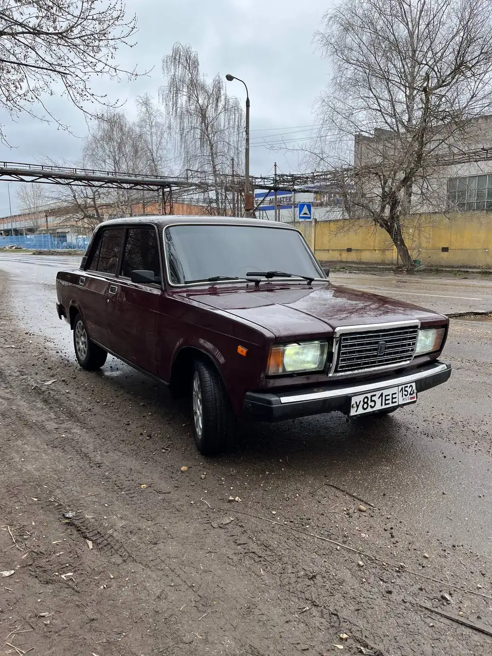 ВАЗ 2107 2006 года, инжектор, полный ход, не гнилая, обслужена, диски ковка Р14 - Авто в Нижний Новгород