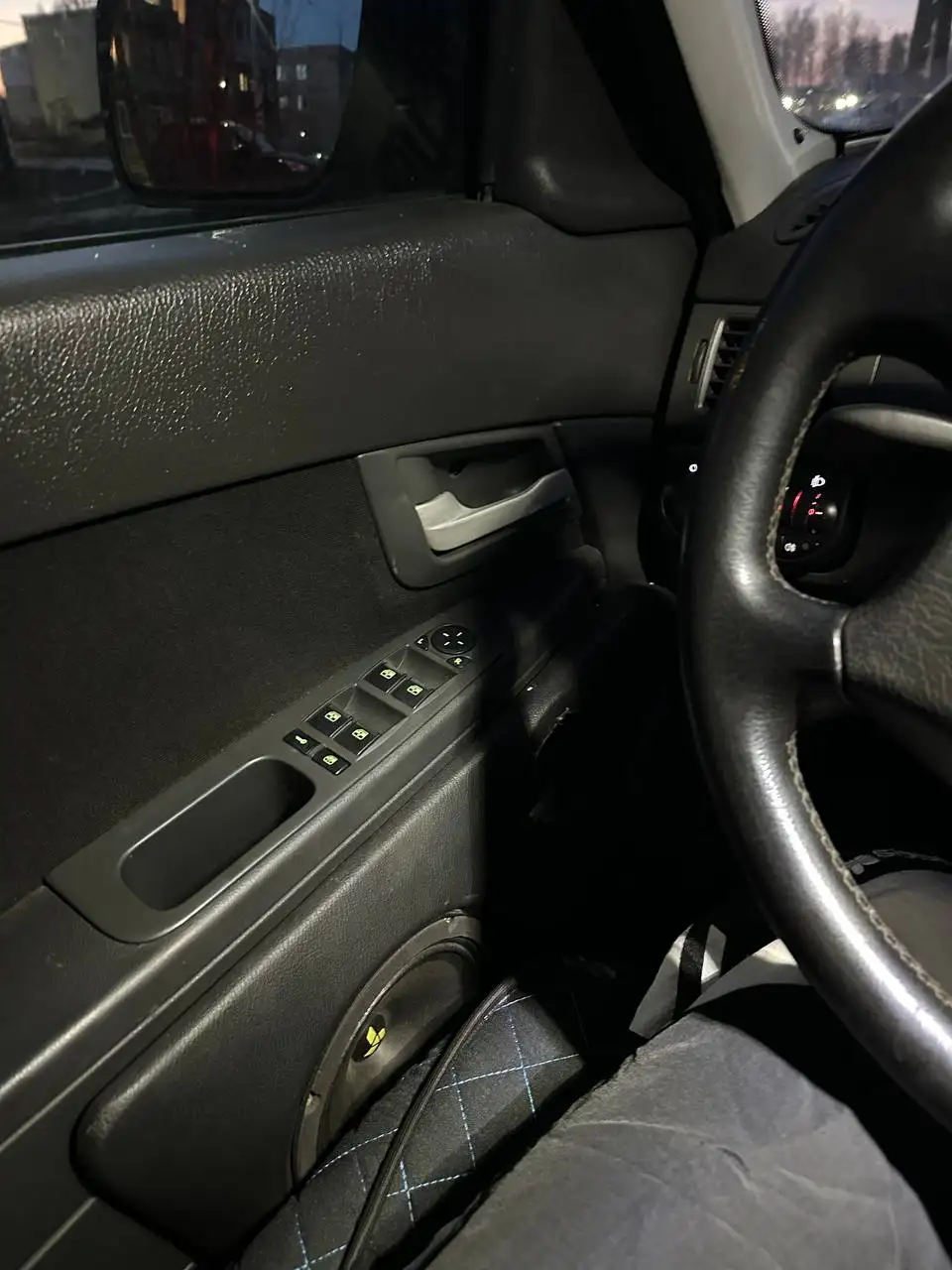 Продам Lada Priora 2011 года с кондиционером и автозапуском - Легковые автомобили (Авто) в Нижний Новгород