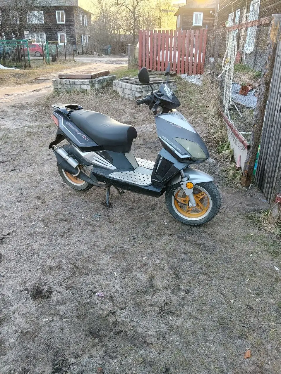 Продажа автозапчастей на авторынке - Запчасти в Нижний Новгород