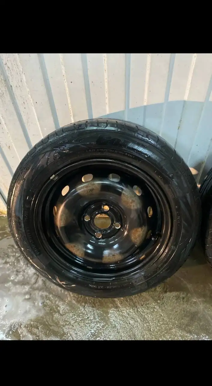 Продажа резины R15 от Hyundai Solaris - Шины и диски (Запчасти) в Нижний Новгород