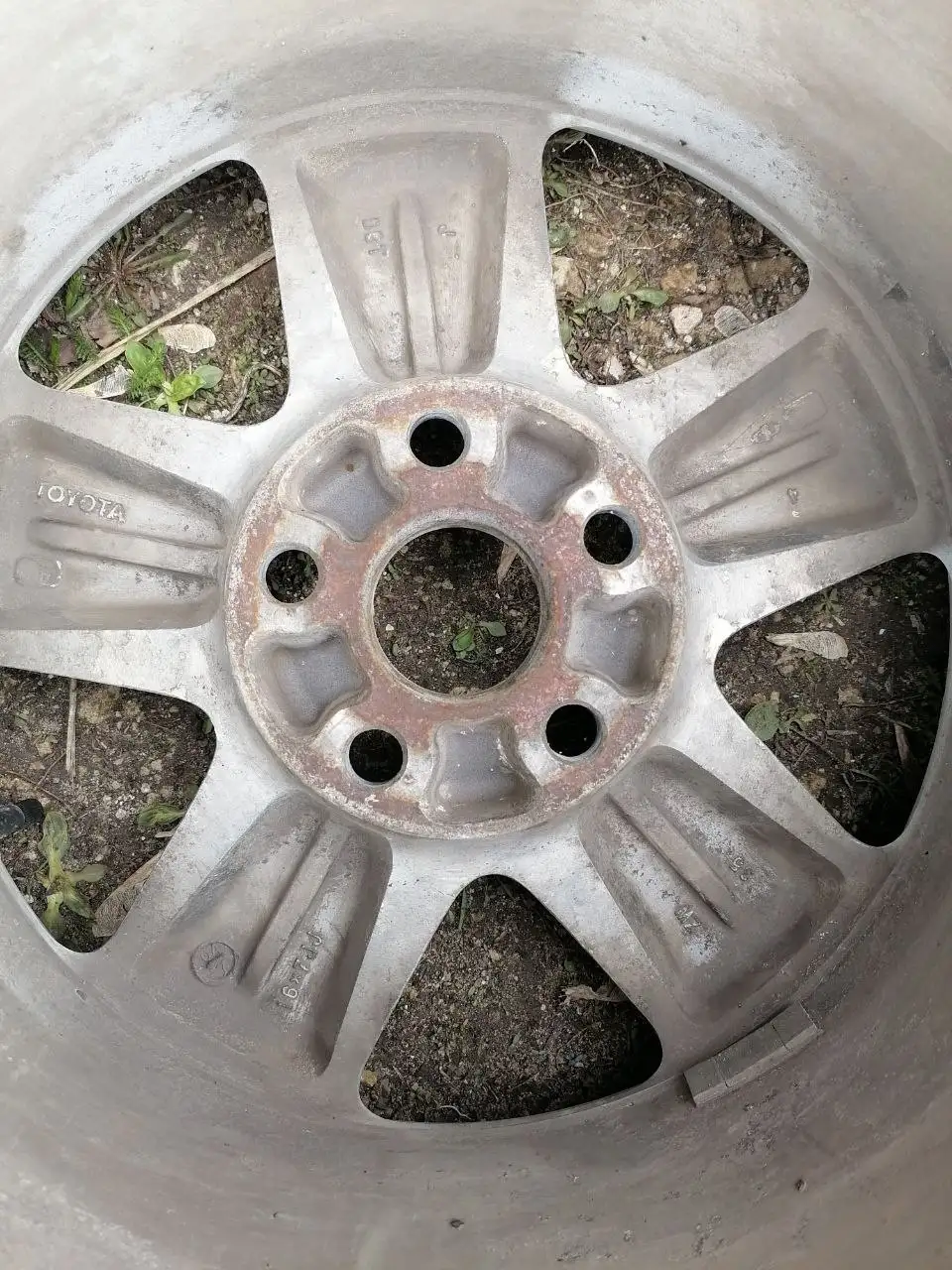 Литые диски R16 на Toyota RAV4 - Диски (Авто) в Нижний Новгород