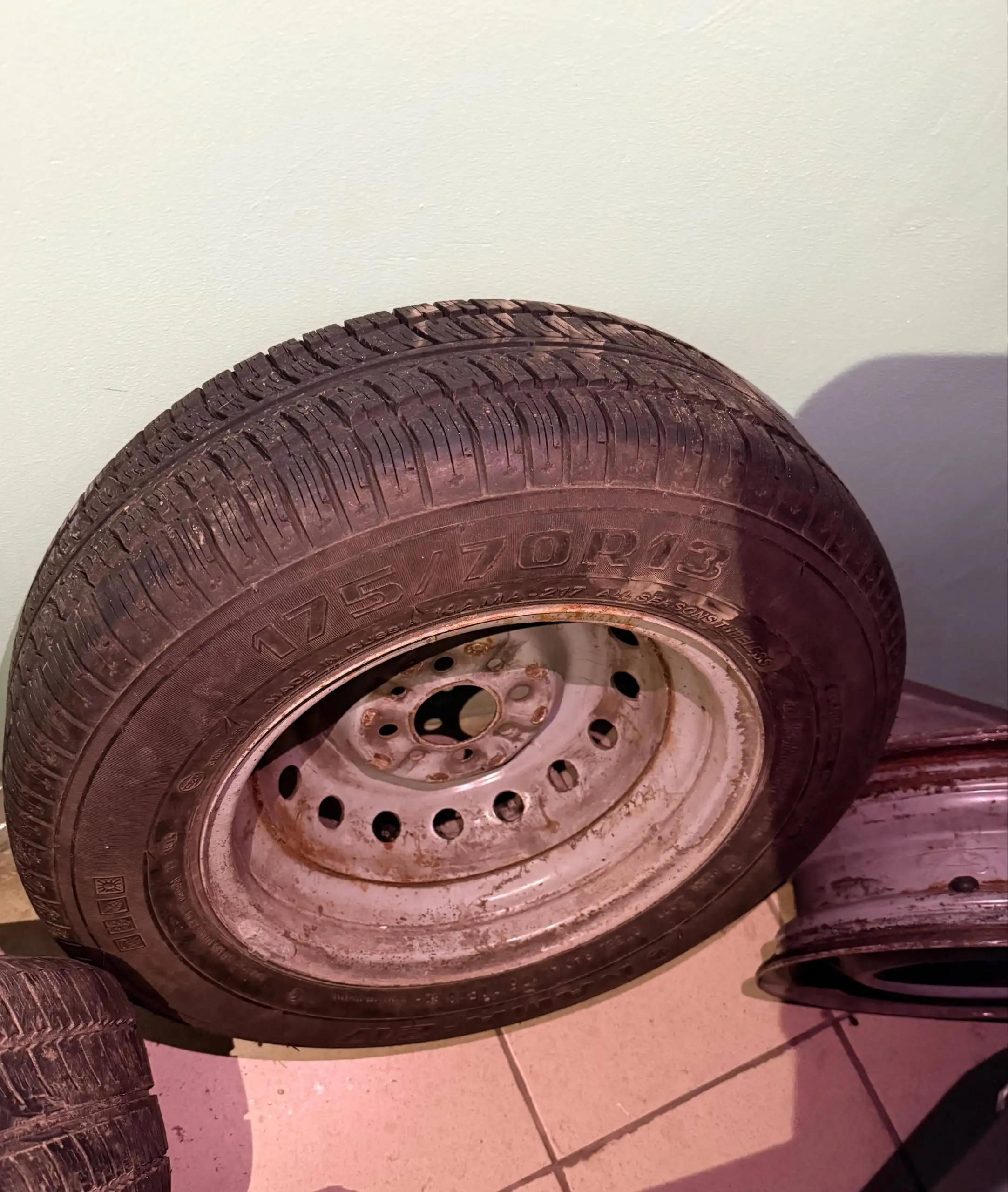 Продажа шин 175/70 R13 - Шины (Авто) в Нижний Новгород