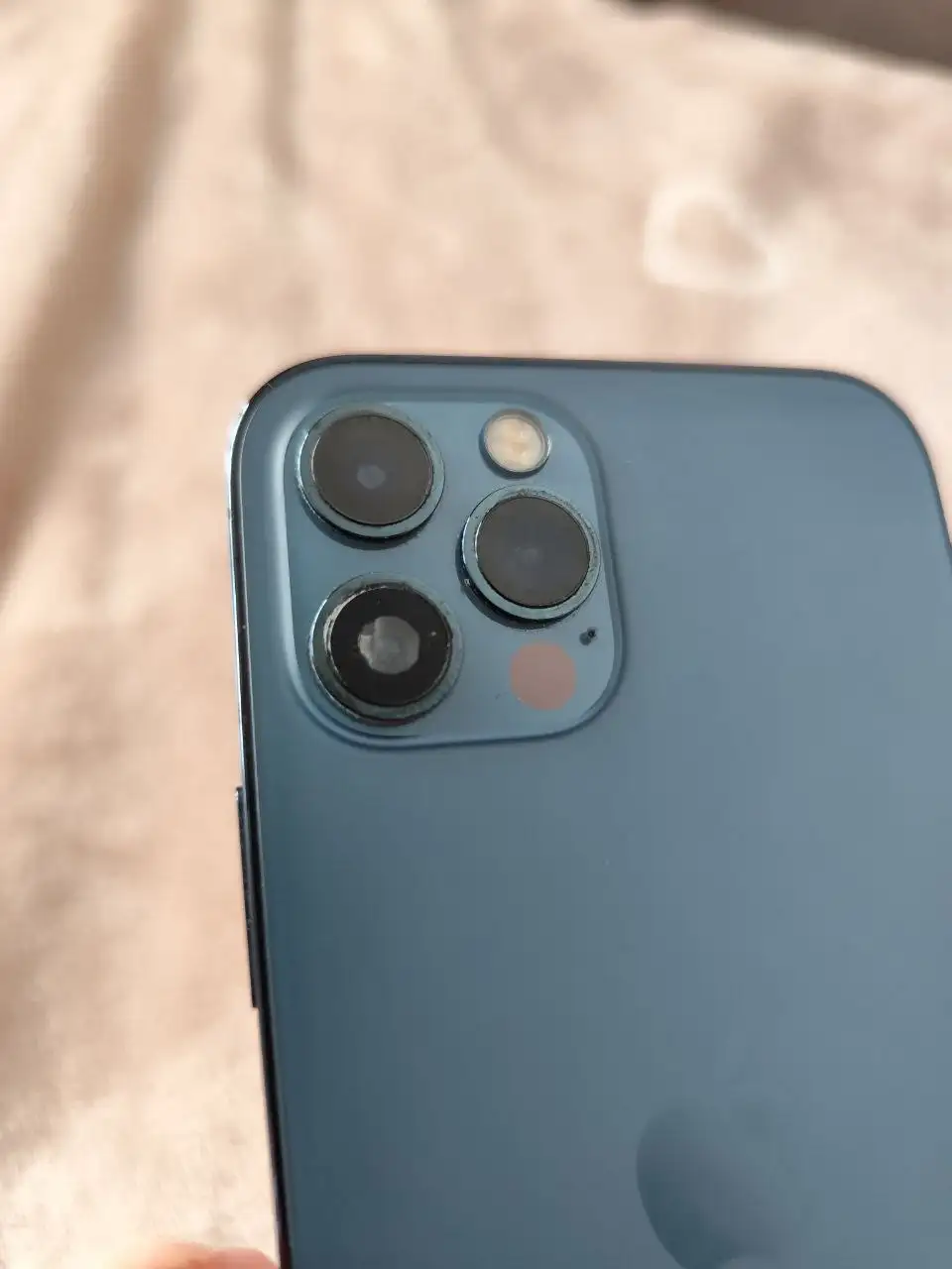 iPhone 12 Pro 256GB с царапиной на экране - Смартфоны (Электроника) в Нижний Новгород