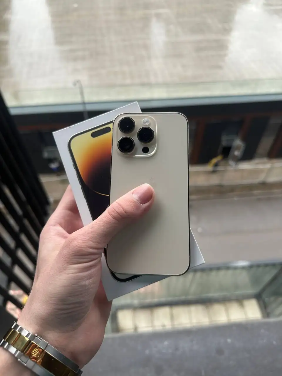 Продажа iPhone 14 Pro (Purple и Gold) - Смартфоны (Электроника) в Нижний Новгород