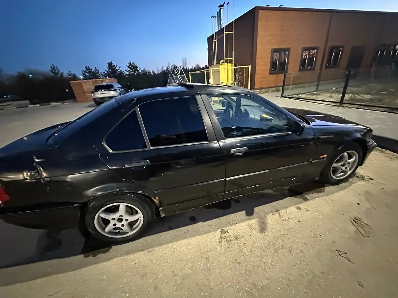 БМВ 3 E36 1.8 - Автомобили (Авто) в Дзержинск