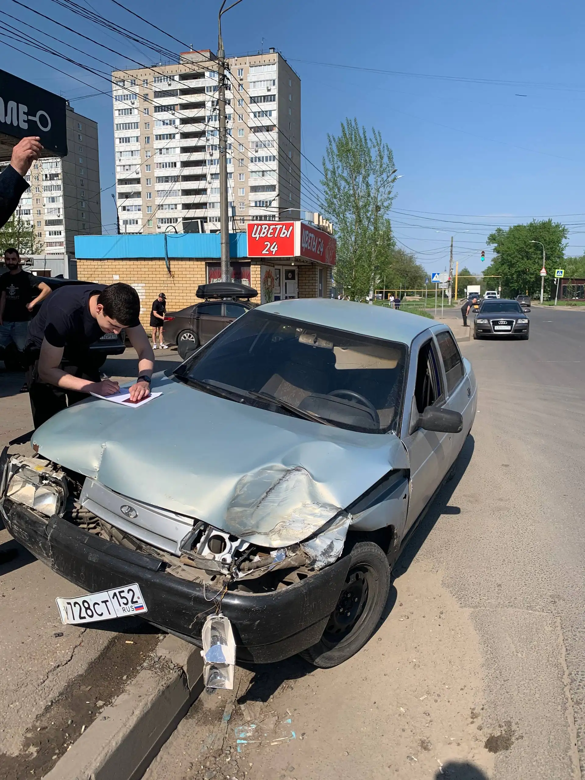 ВАЗ 2110 после ДТП / разбор - Запчасти и кузов (Авто) в Нижний Новгород