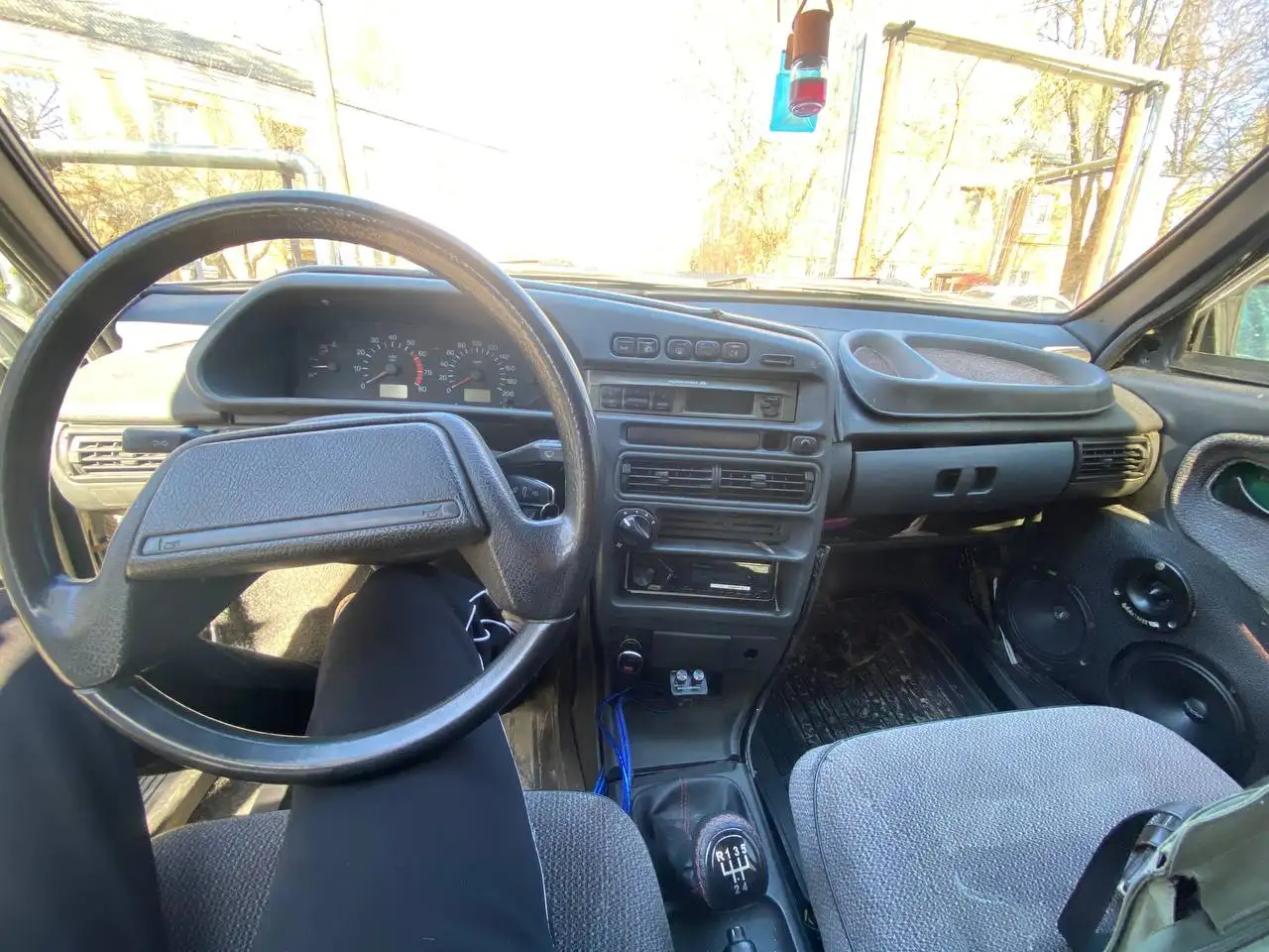 Продажа авто 2003 г. с музыкой - Легковые автомобили (Авто) в Нижний Новгород