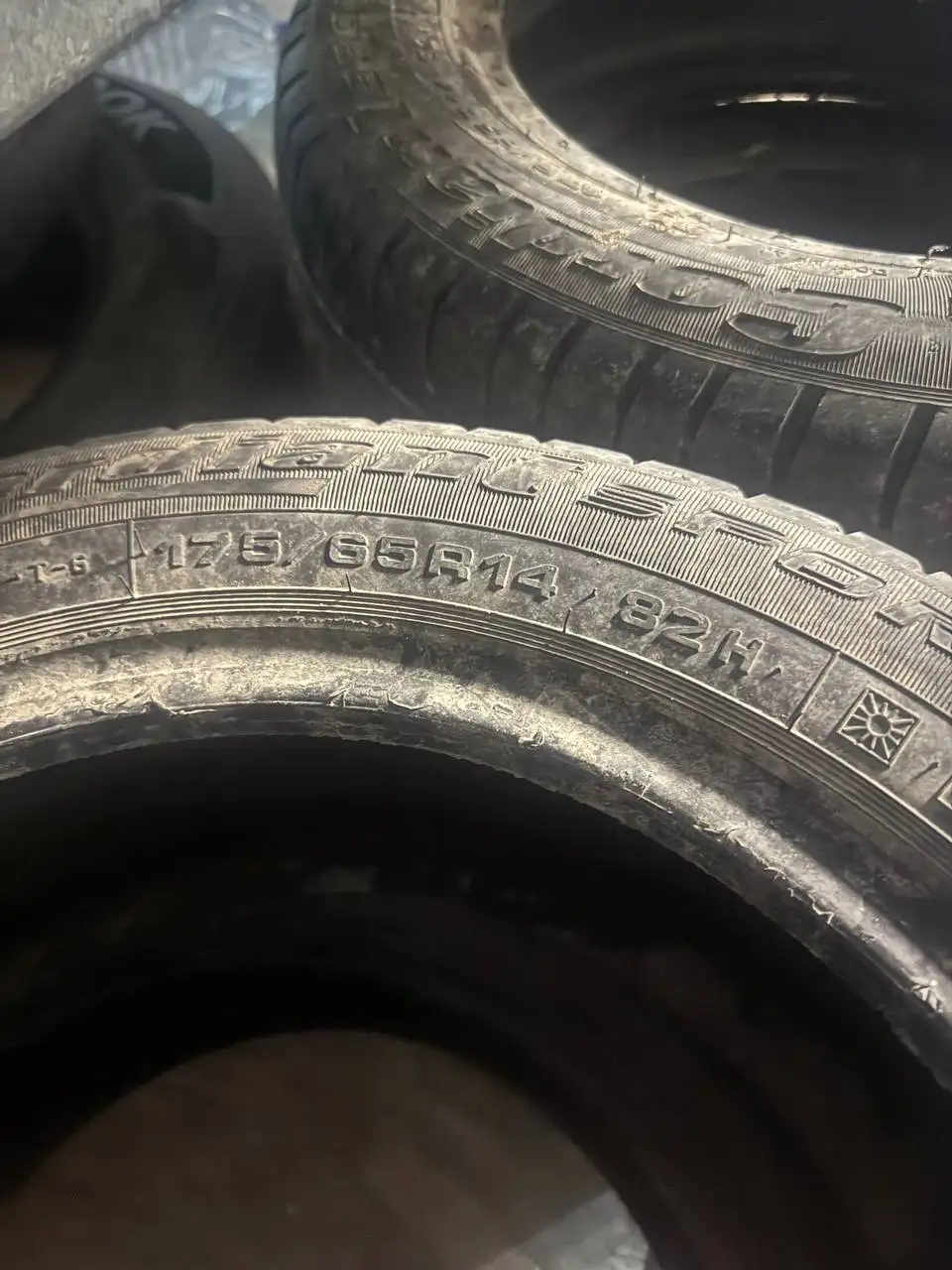 Продам летнюю резину - Шины и диски (Авто) в Нижний Новгород