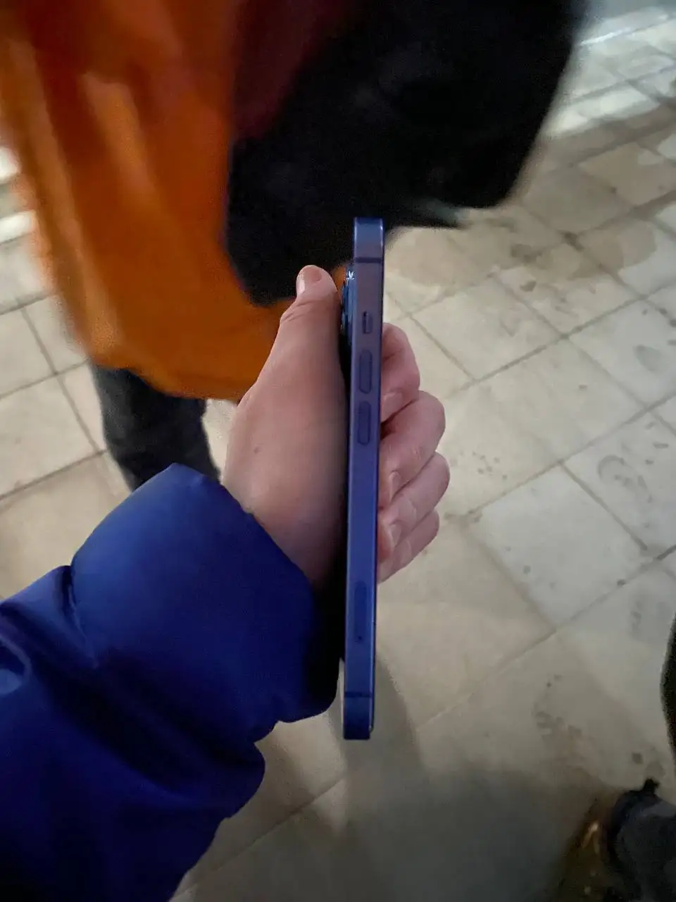 iPhone 13 128GB с коцками по граням - Смартфоны (Электроника) в Нижний Новгород