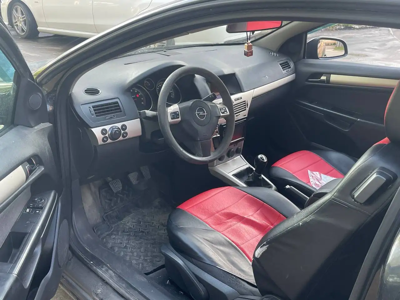 Opel Astra GTC 2007 - Легковые автомобили (Авто) в Дзержинск