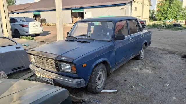 ВАЗ 2107 2001 года - Авто в Кстово