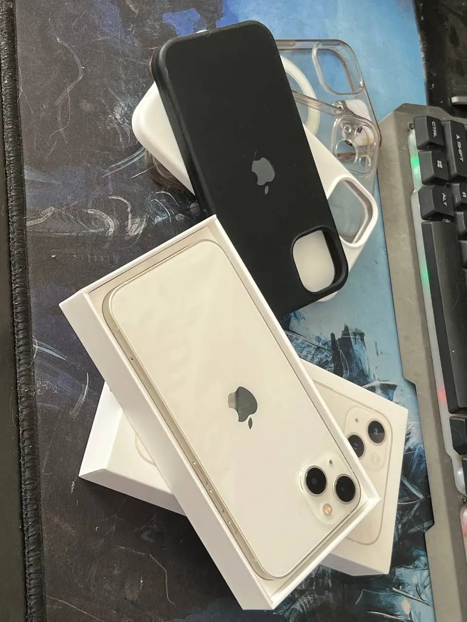 Продажа двух iPhone 13 128GB - Смартфоны (Электроника) в Нижний Новгород