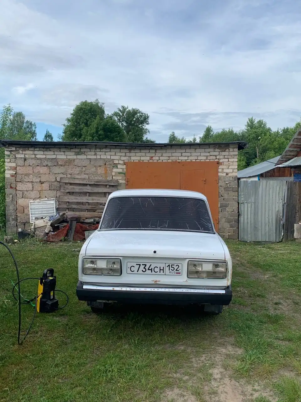 ВАЗ 2107 инжектор на ходу, не гнилая - Легковые автомобили (Авто) в Нижний Новгород