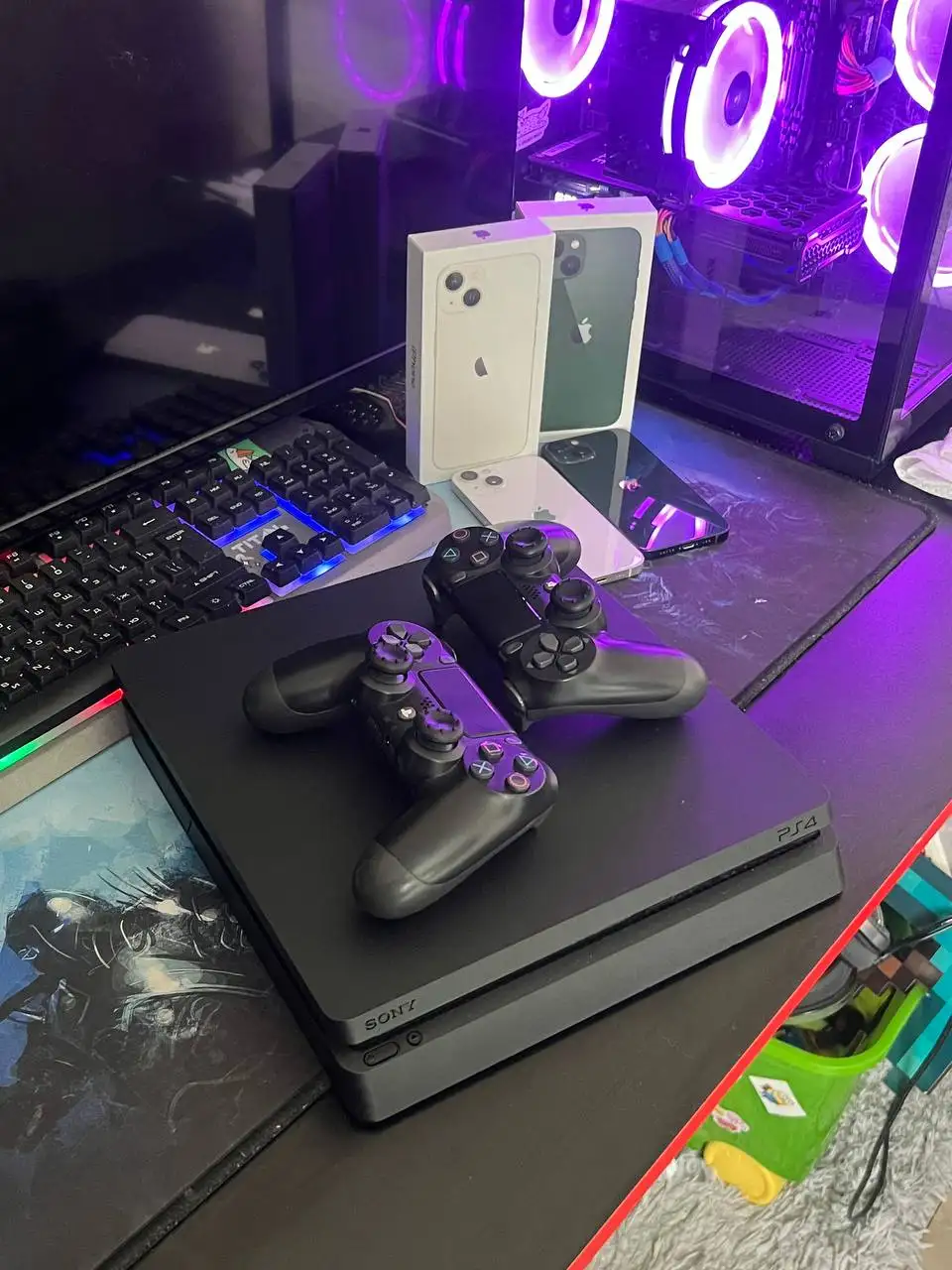 Продам Sony PlayStation 4 Slim - Игровые консоли (Электроника) в Арзамас