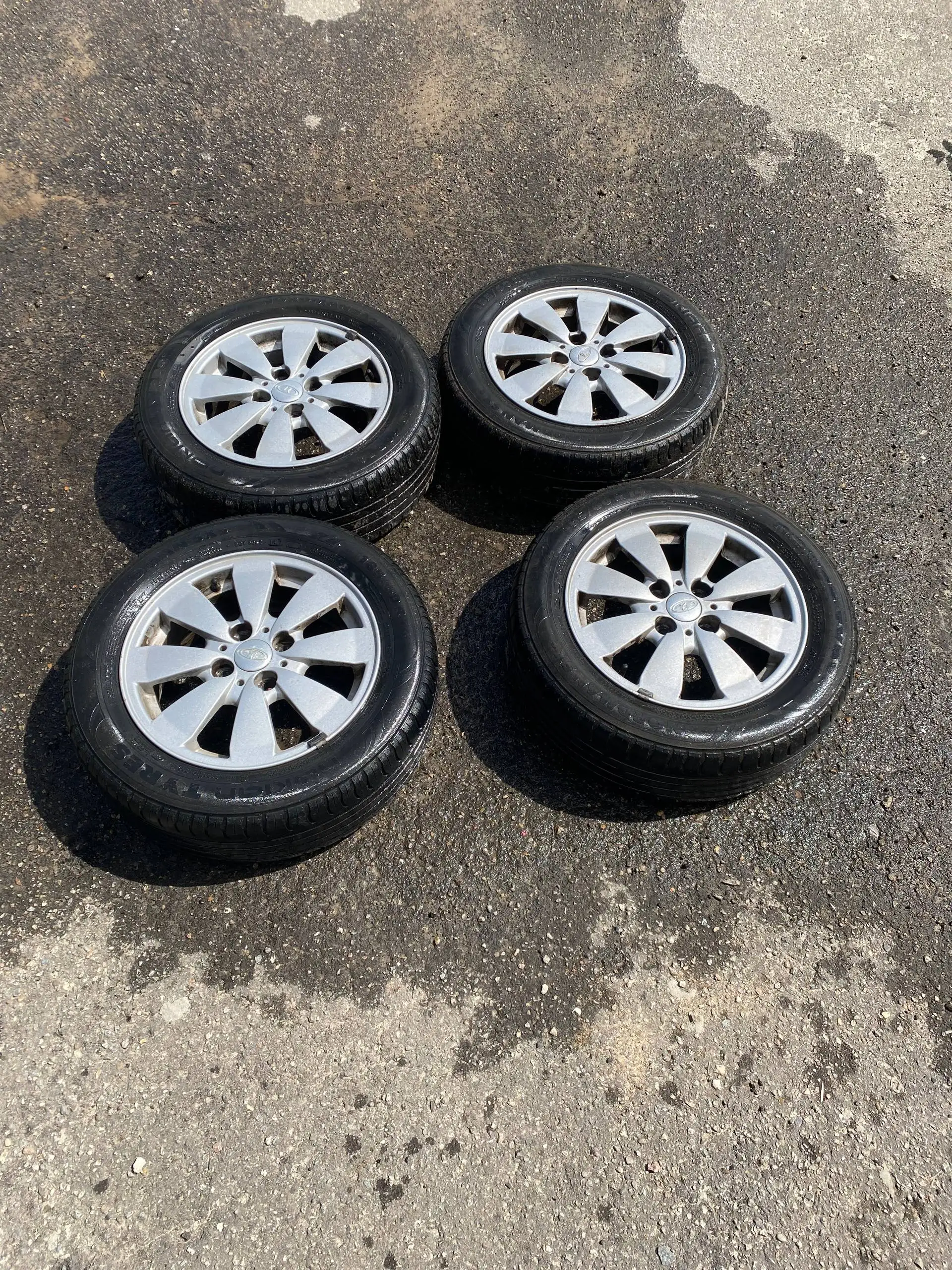 Продам колеса с Гранты R14 - Колёса и шины (Авто) в Нижний Новгород