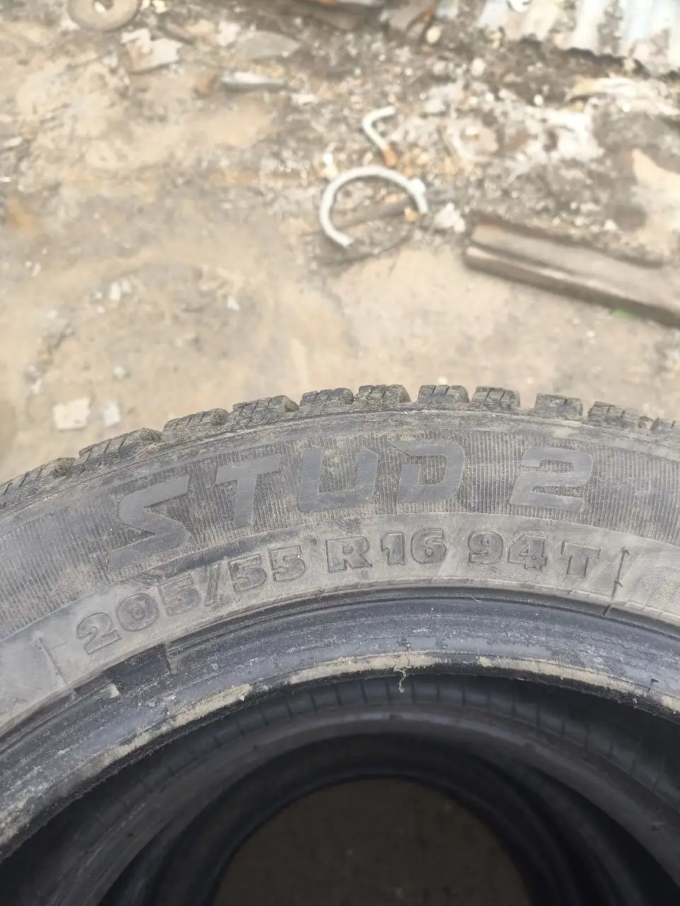 16 зима. 2 заплатки - Шины (Авто) в Нижний Новгород