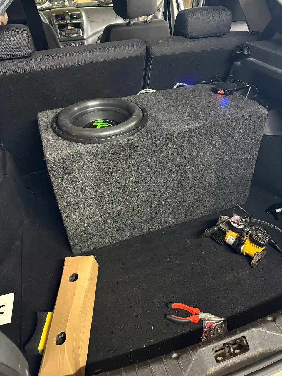 Продам сабвуфер 12" с моноблоком - Автозвук (Авто) в Нижний Новгород