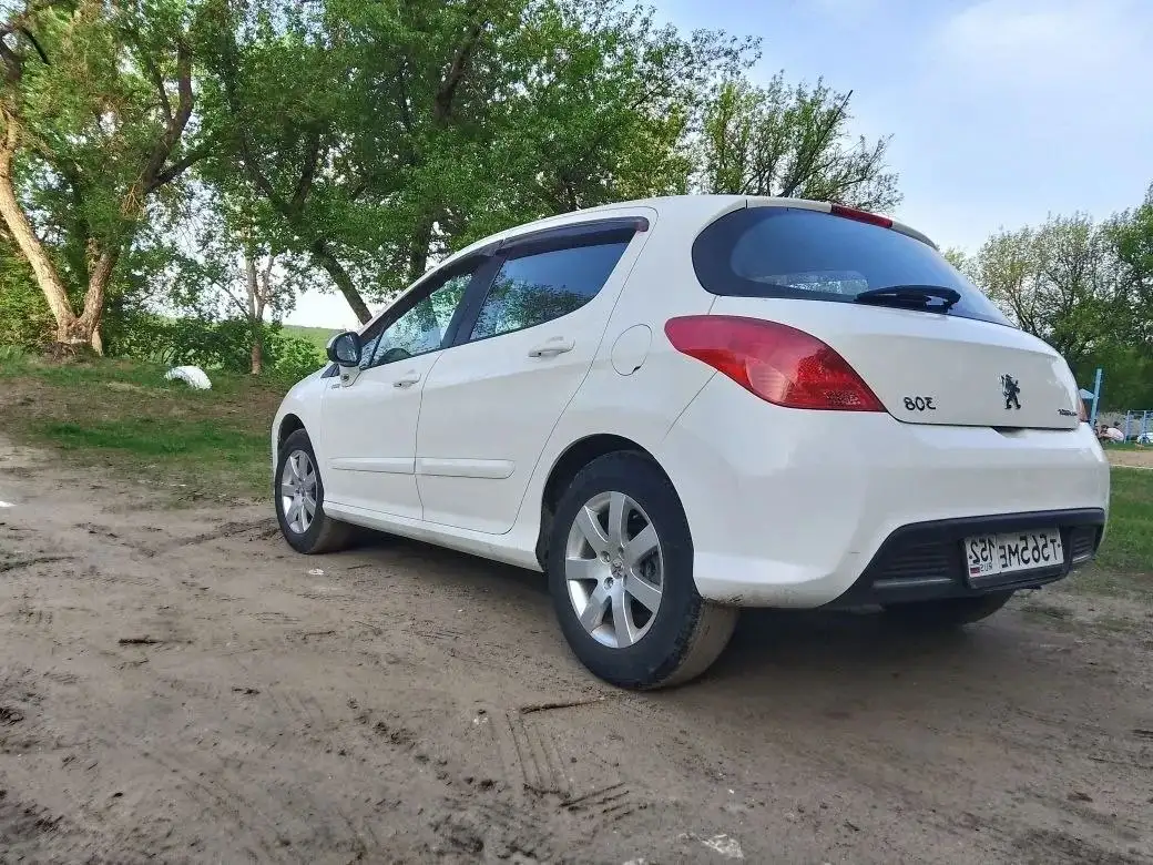 Peugeot 308 2010 - Легковые автомобили (Авто) в Нижний Новгород