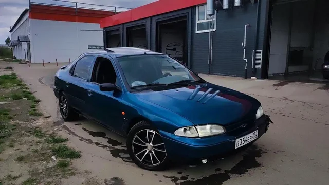 Ford Mondeo 1 1.6i - Легковые автомобили в Дзержинск