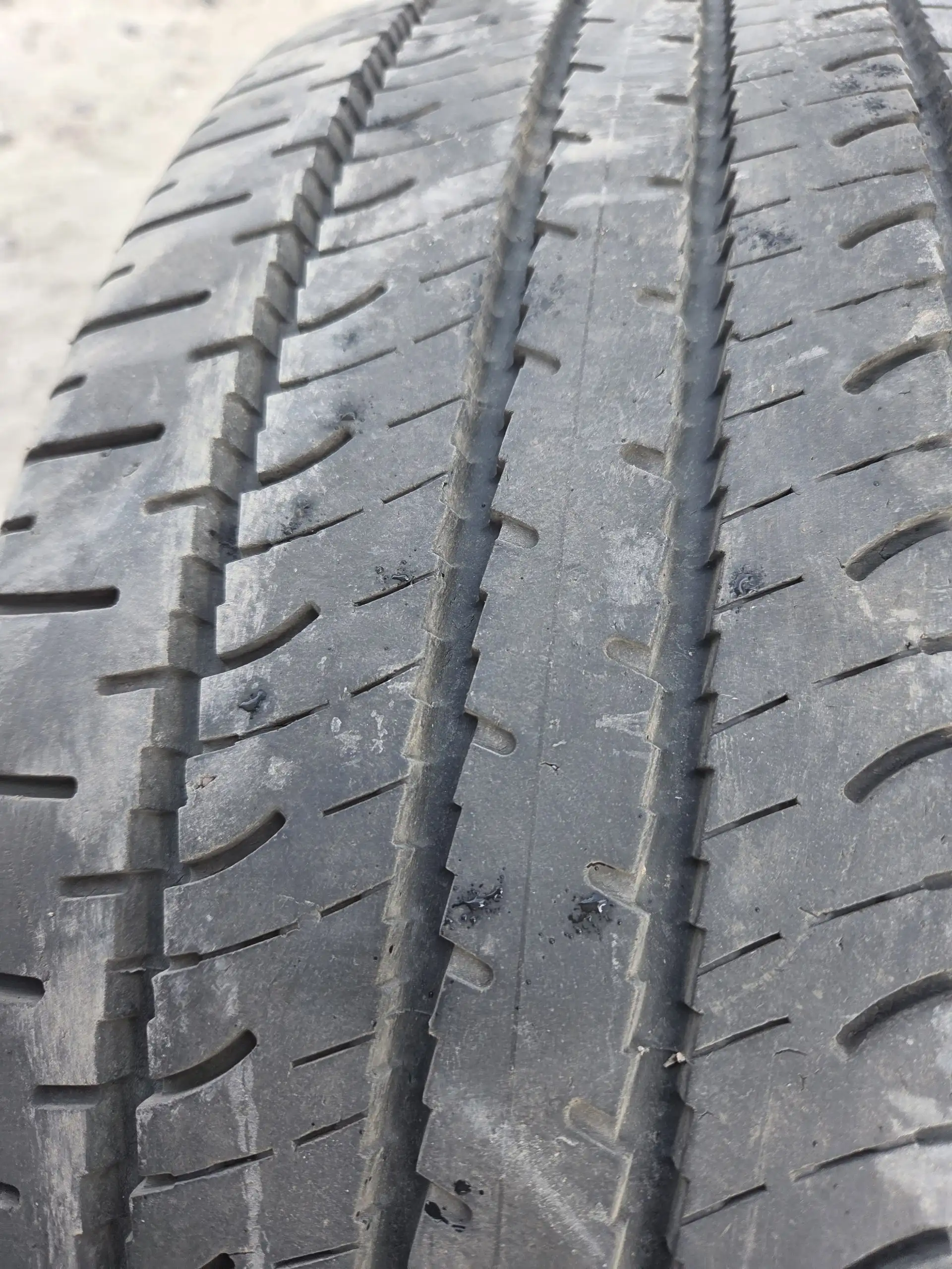 Продам резину 225/55/R18 комплект - Шины (Авто) в Нижний Новгород