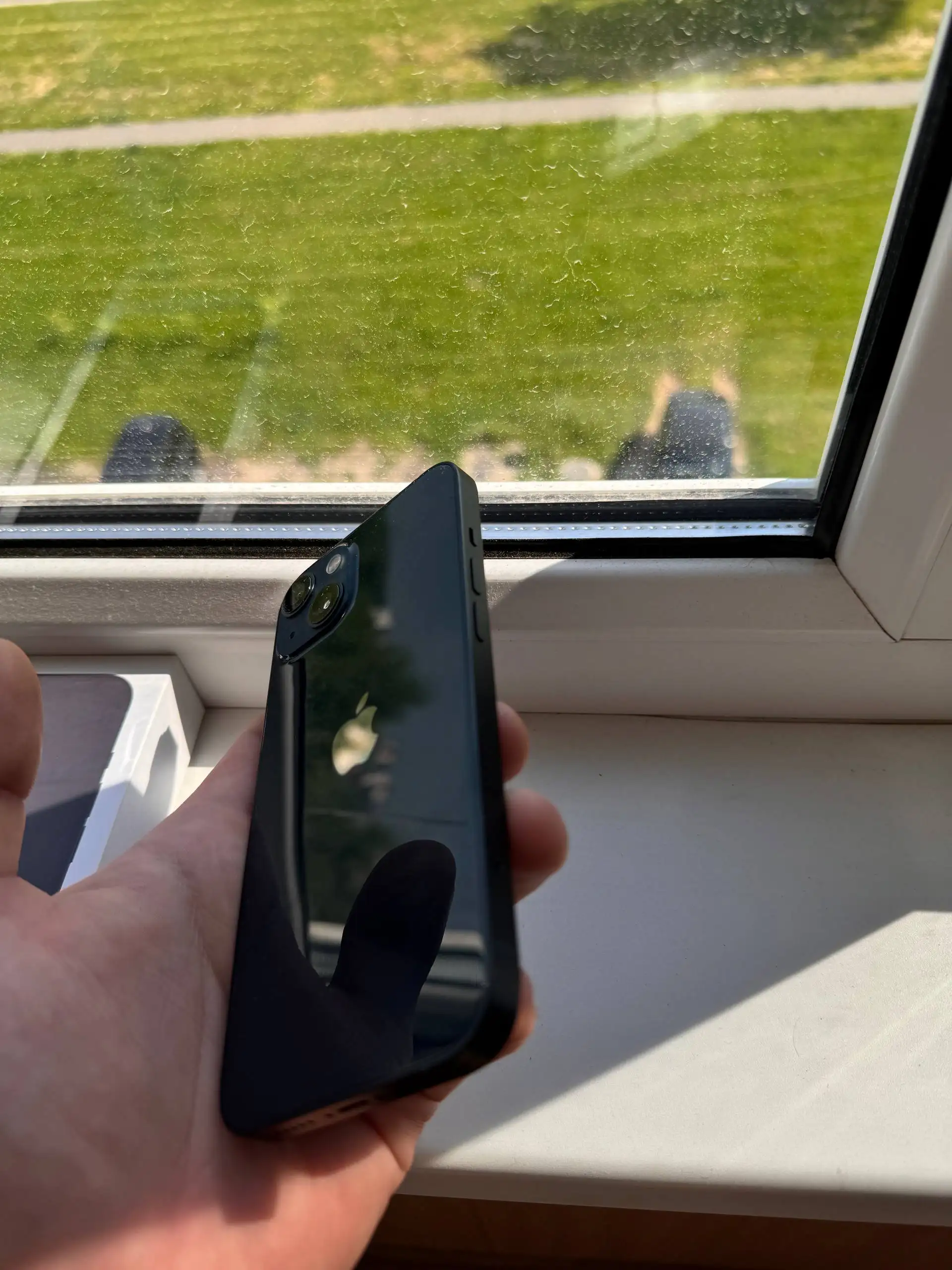 iPhone 13 128GB Black - damaged screen - Смартфоны (Электроника) в Нижний Новгород
