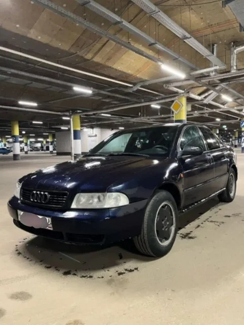 Audi A4 B5 1995 - Запчасти на транспорт в Нижний Новгород