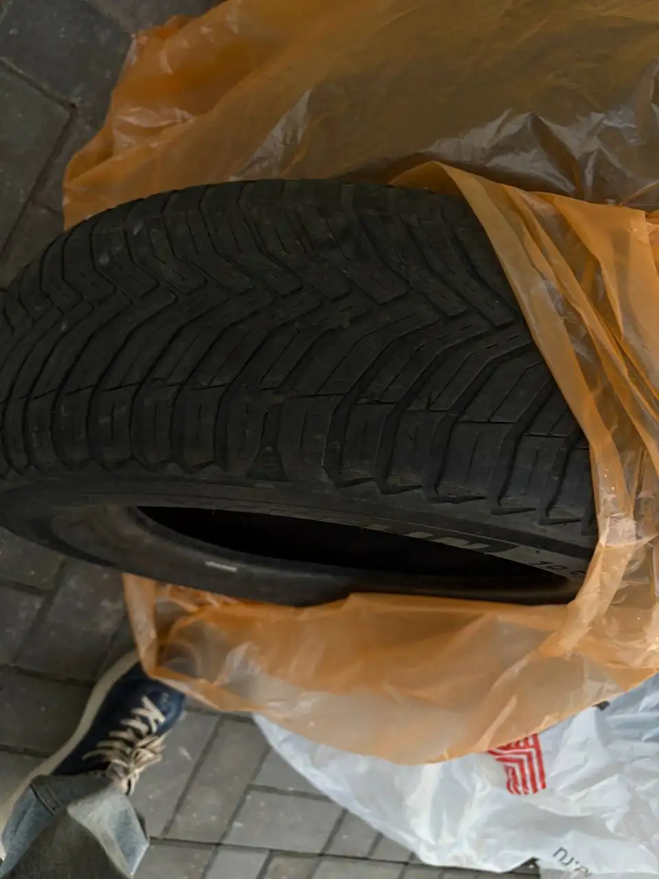 Продам шины Мишки лето 195/65/15 - Шины и диски (Авто) в Нижний Новгород