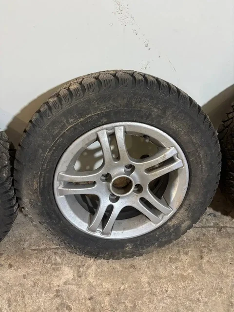 Зимние колеса с дисками 175/75R13 - Авто в Нижний Новгород